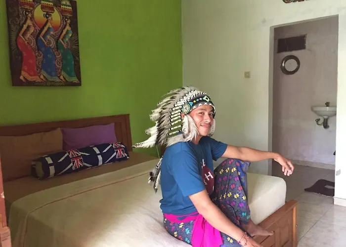 Made Roejas Alloggio in famiglia Uluwatu